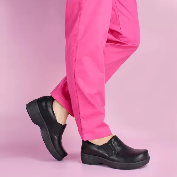 Hawkwell Pro Leather Nurse Clogs for Women Lightweight Slip Resistant Arch Support Healthcare Professional Nursing Shoes Work Clog