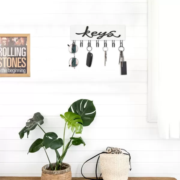 Mkono Key Holder for Wall Decorative with 7 Hooks Wall Mounted Keys Hanger Organizer Rustic Wood Hanging Key Hooks Home Decor Farmhouse Key Rack for Entryway Hallway OfficeWhite