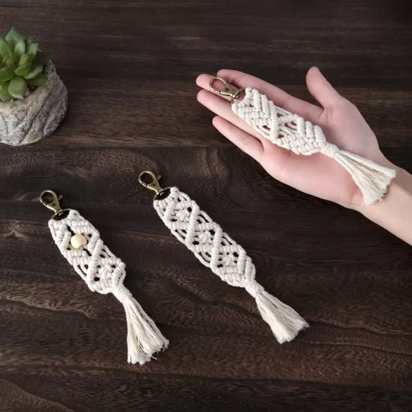 Mkono Mini Macrame Keychains Boho Macrame Bag Charms with Tassels Cute Handcrafted Accessories for Car Key Purse Phone Wallet Unique Gift Party Supplies Natural White 3 Pack