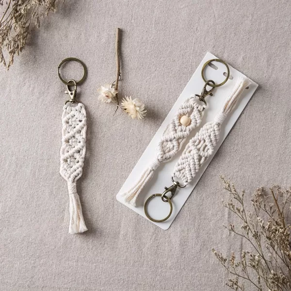 Mkono Mini Macrame Keychains Boho Macrame Bag Charms with Tassels Cute Handcrafted Accessories for Car Key Purse Phone Wallet Unique Gift Party Supplies Natural White 3 Pack