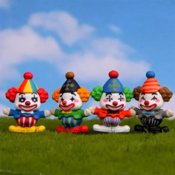 Toyvian Carnival Ornaments Table Clown Toy Mini Clown Decor Mini Clown Figurines Mini Clown Doll Micro Landscape Clown Clown Accessories