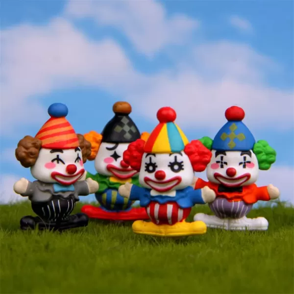 Toyvian Carnival Ornaments Table Clown Toy Mini Clown Decor Mini Clown Figurines Mini Clown Doll Micro Landscape Clown Clown Accessories