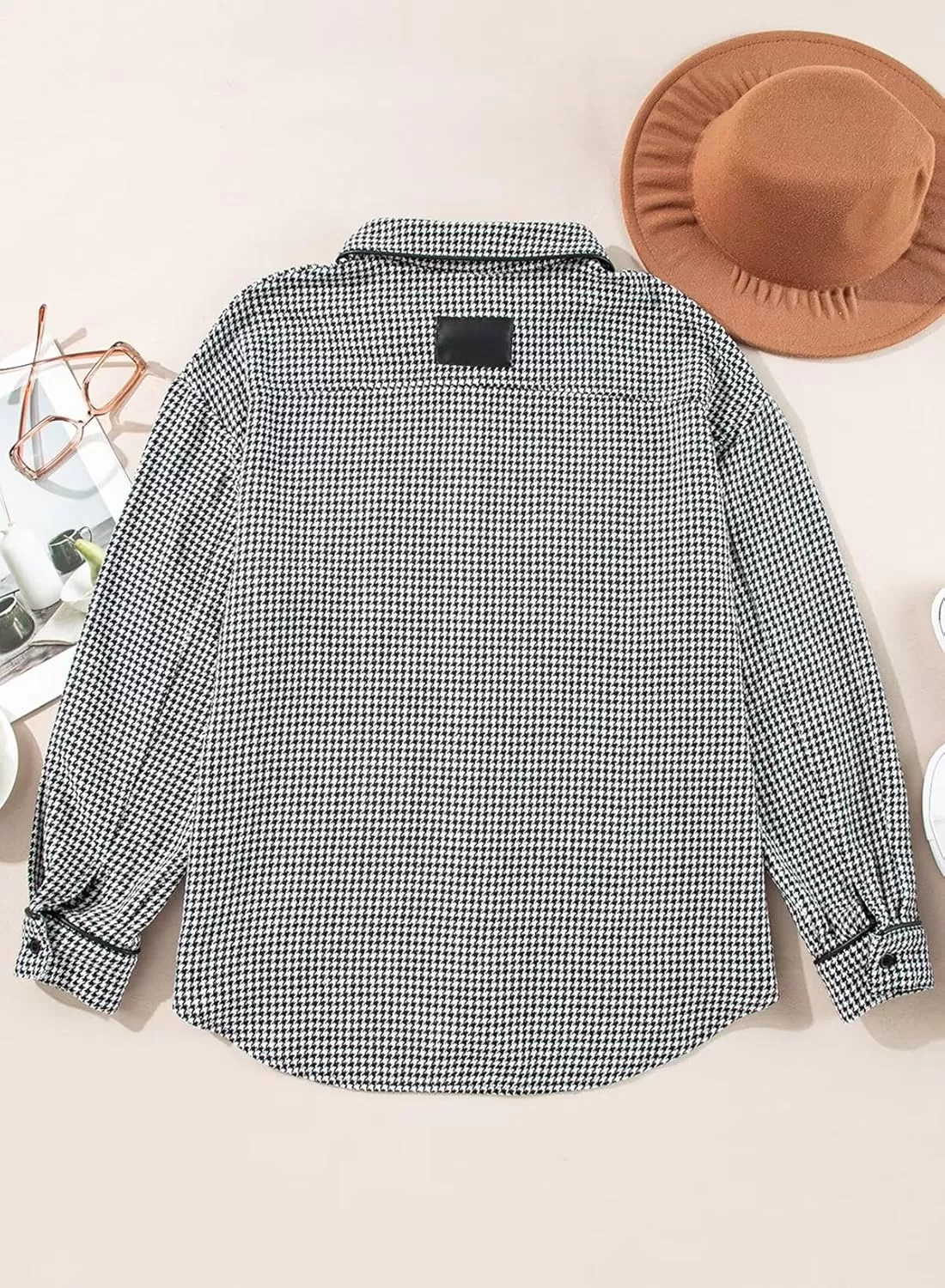 imageAstylish Women Casual Shacket 2024 Houndstooth Jacket Long Sleeve Button Down Shirts Dressy Blouse Tops with PocketBlack