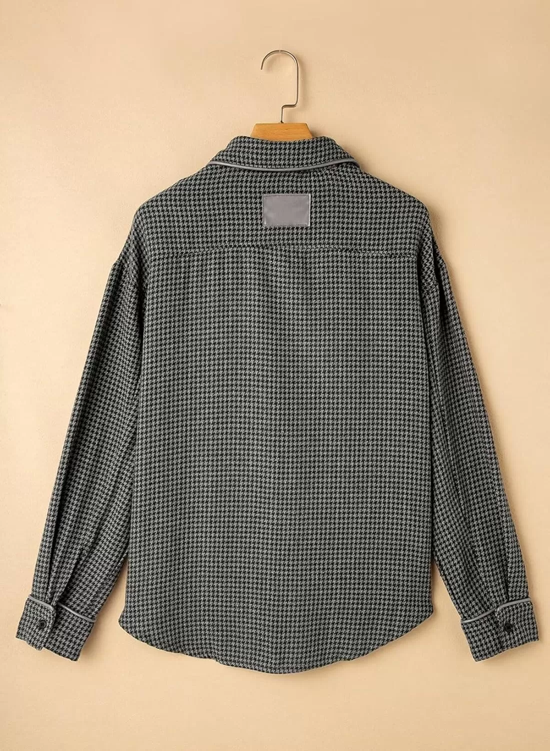 imageAstylish Women Casual Shacket 2024 Houndstooth Jacket Long Sleeve Button Down Shirts Dressy Blouse Tops with PocketGray