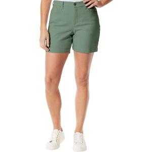 image:imageGloria Vanderbilt Womens Amanda Basic Jean Short RegularGreen