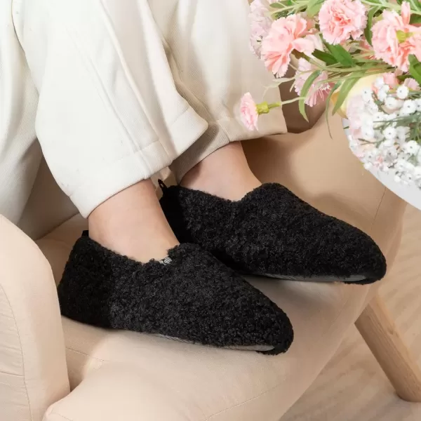 imageRockDove Womens Faux Shearling Closed Back Slipper with Memory FoamBlack