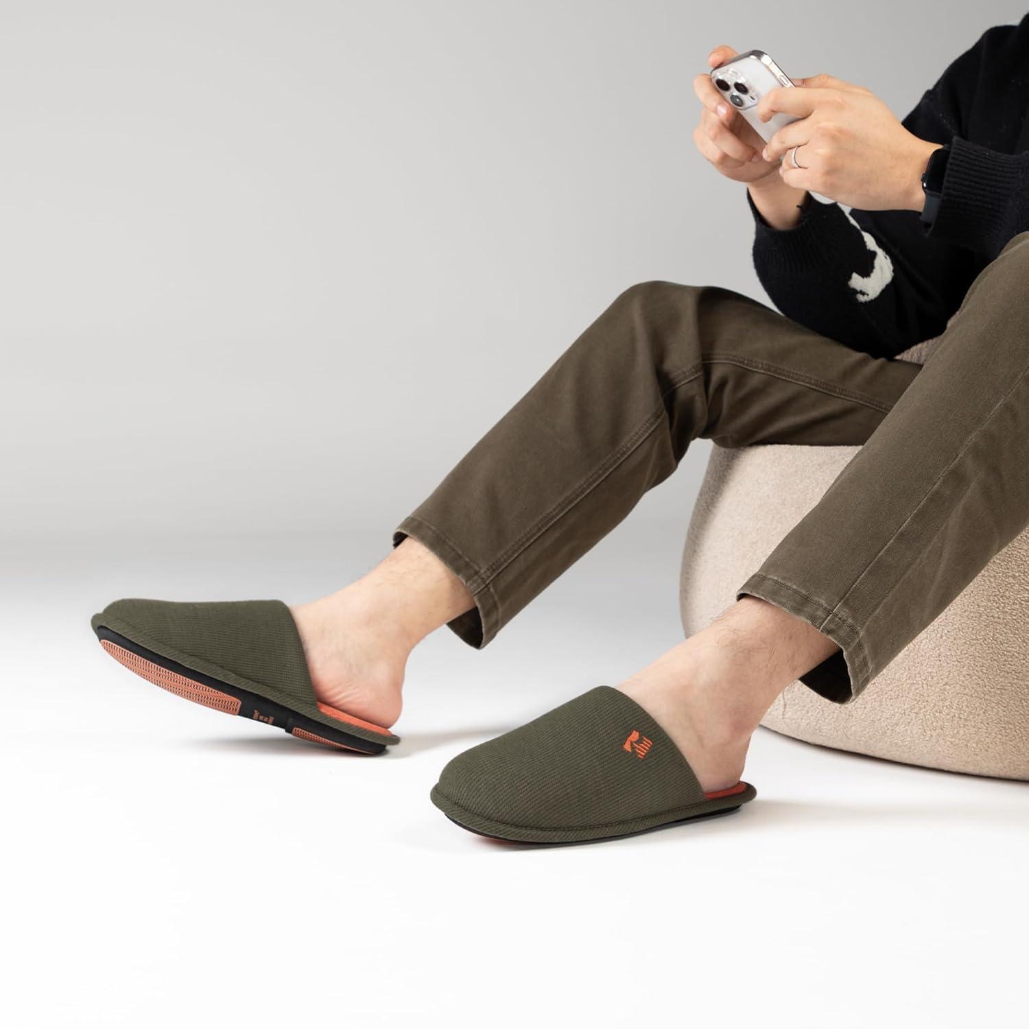 imageRockDove Mens TwoTone Memory Foam Lightweight Scuff House Slipper with Indoor Outdoor SoleHunter Green
