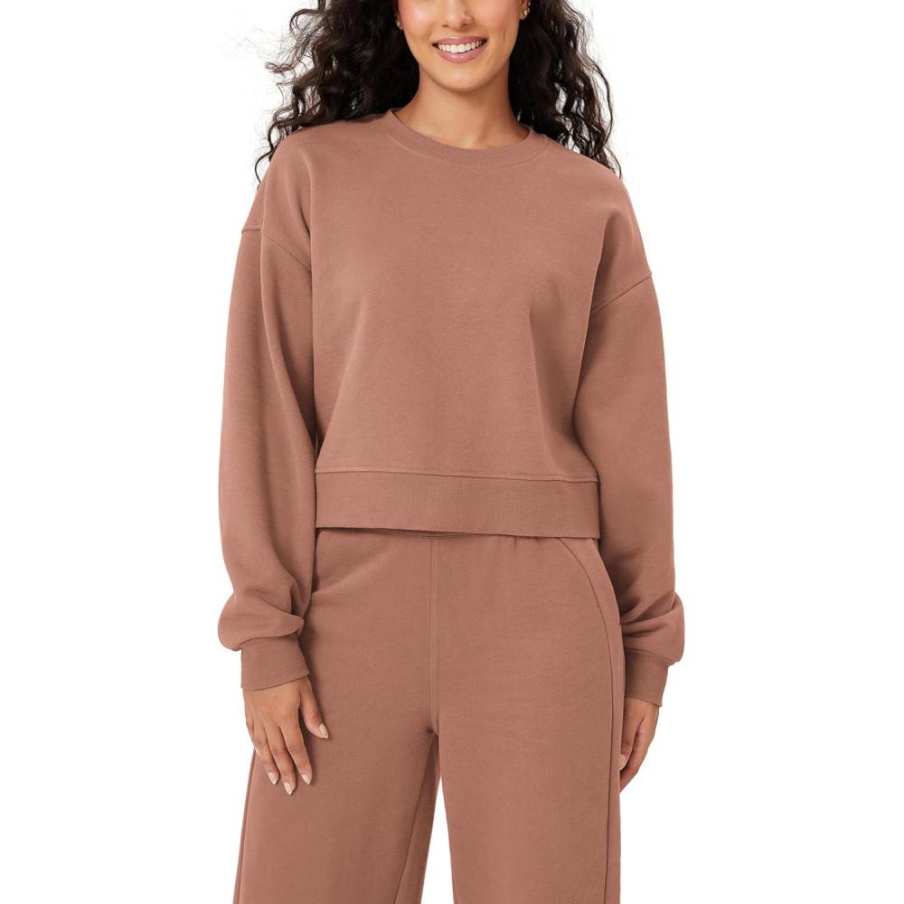 imageODODOS Womens Fleece Lined Oversized Cropped Sweatshirts Long Sleeve Crew Neck Pullover Crop TopMuted Clay