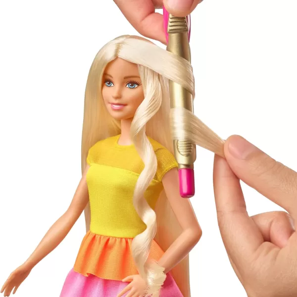 Barbie Ultimate Curls Doll and PlaysetBlonde hair