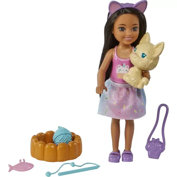 Barbie Chelsea Doll Brunette with Pet Kitten amp Storytelling Accessories Including Pet Bed Cat Toys amp More Toy for 3 Year Olds amp UpBrunette1 Multicolor