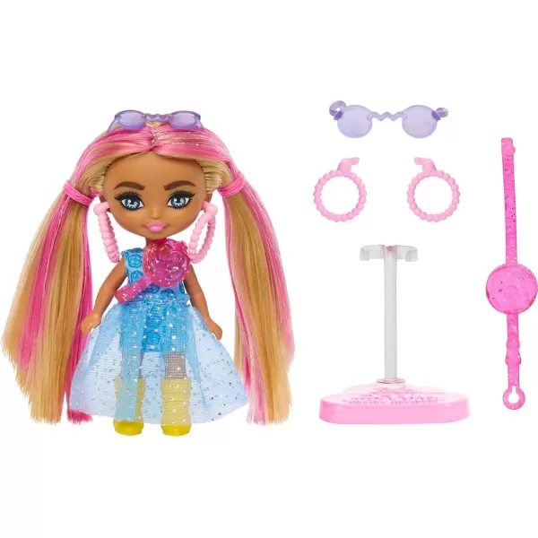 Barbie Extra Mini Minis Doll with Blue Hair Sporty Outfit Roller Skates amp Accessories amp Stand 325inchPink Streak