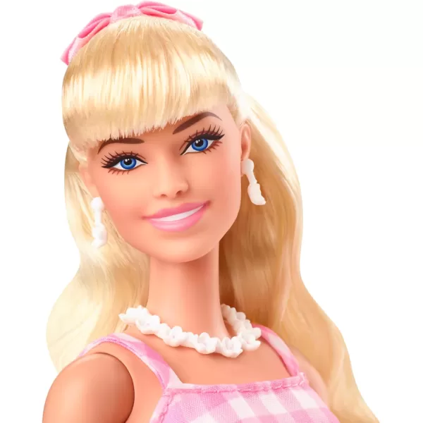 Barbie The Movie Doll Margot Robbie as Collectible Doll Wearing Pink ampamp White Gingham Dress with Daisy Chain NecklaceMulticolor