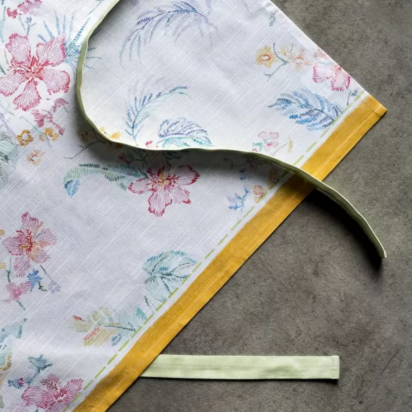 Maison d Hermine 100 Cotton Kitchen Apron with an Adjustable Neck with Long Ties for Women Men Chef43  Paradise Island
