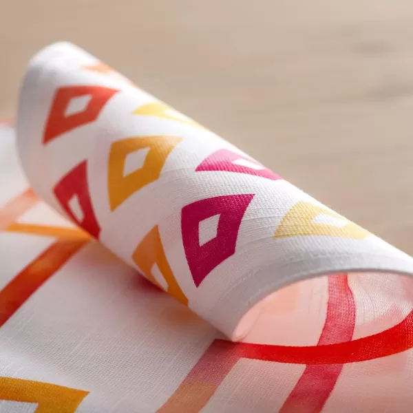 Maison d Hermine Cloth Placemats 100 Cotton Set of 4 Decorative Washable Table Placemat Dining Holidays Buffet Parties amp Wedding Use Summer Picnic  SpringSummer42  Summer Maze Set of 4