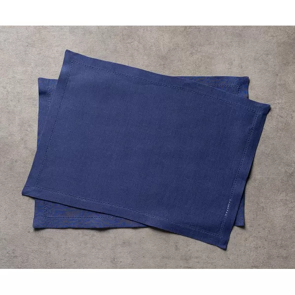 Maison d Hermine Placemats 100 Linen Decorative Cloth Place Mat Washable Dinner Placemat for Holiday Dinner Wedding Baby Shower amp Dining Avignon  Jet Stream Set of 413x19 Placemats Avignon  Twlight Blue