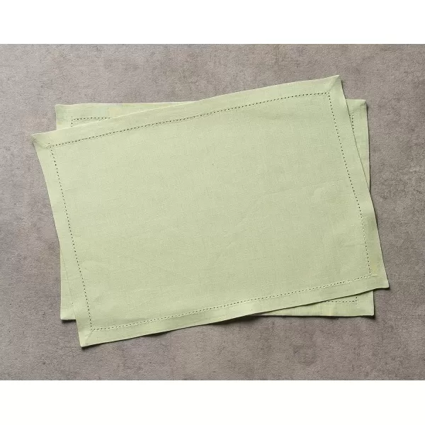 Maison d Hermine Placemats 100 Linen Decorative Cloth Place Mat Washable Dinner Placemat for Holiday Dinner Wedding Baby Shower amp Dining Avignon  Jet Stream Set of 413x19 Placemats Avignon  Tender Green