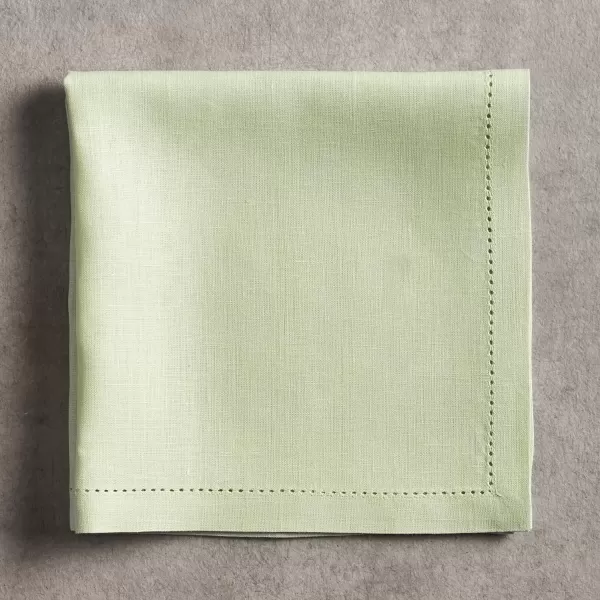 Maison d Hermine Placemats 100 Linen Decorative Cloth Place Mat Washable Dinner Placemat for Holiday Dinner Wedding Baby Shower amp Dining Avignon  Jet Stream Set of 420x20 Napkins Avignon  Tender Green