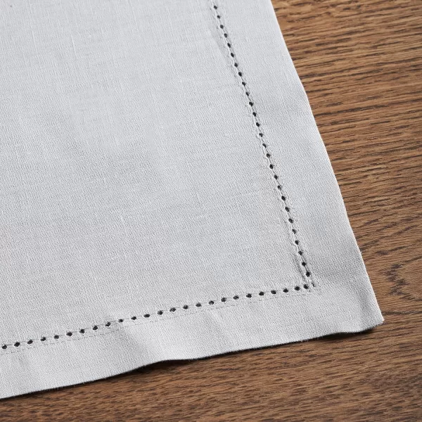 Maison d Hermine Placemats 100 Linen Decorative Cloth Place Mat Washable Dinner Placemat for Holiday Dinner Wedding Baby Shower amp Dining Avignon  Jet Stream Set of 413x19 Placemats Avignon  Micro Chip