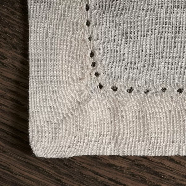 Maison d Hermine Placemats 100 Linen Decorative Cloth Place Mat Washable Dinner Placemat for Holiday Dinner Wedding Baby Shower amp Dining Avignon  Jet Stream Set of 413x19 Placemats Avignon  Jet Stream