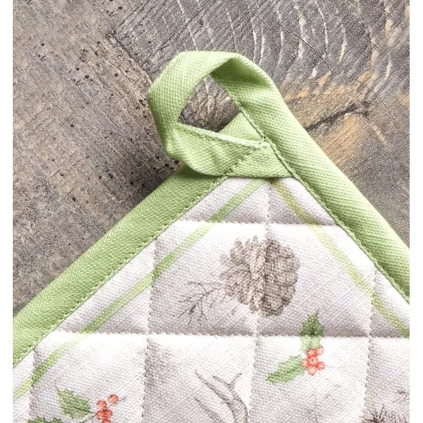 imageMaison d Hermine Pot Holder 100 Cotton Heat Resistant Potholders 8 Inch x 8 Inch Hot Pads with Loop BBQ Cooking Grilling Microwave Crystal Star  ThanksgivingChristmas31  Christmas Dew
