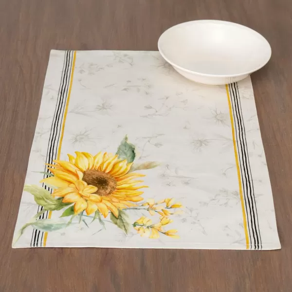 imageMaison d Hermine Cloth Placemats Set of 4 100 Cotton Decorative Washable Table Place Mat Kitchen Party Wedding Restaurant ampamp Camping Meadow Florals  Beige  SpringSummer20  Candice