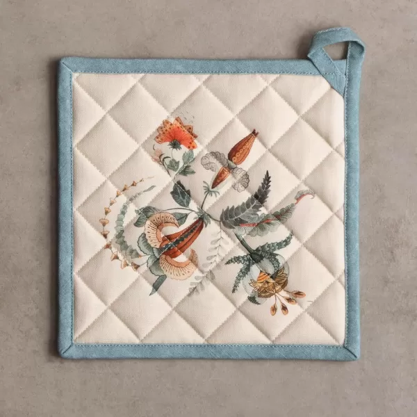 imageMaison d Hermine Pot Holder 100 Cotton Heat Resistant Set of 2 Potholders 8 Inch x 8 Inch Hot Pads with Loop for Gifts BBQ Cooking Grilling Microwave Winter Mornings  ThanksgivingChristmasDalida