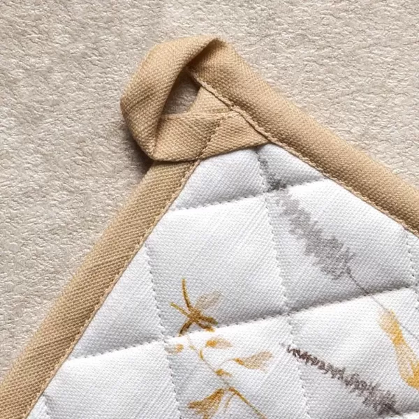imageMaison d Hermine Hot Pads 100 Cotton Pot Holders Set of 2 with Hanging Loop Potholder Heat Resistant BBQ Baking Grilling ampamp Barbeque Birdies On Wire  SpringSummer 8quotx8quot35  Meadow Florals  Beige
