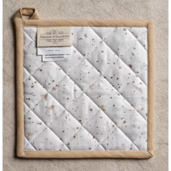 imageMaison d Hermine Hot Pads 100 Cotton Pot Holders Set of 2 with Hanging Loop Potholder Heat Resistant BBQ Baking Grilling ampamp Barbeque Birdies On Wire  SpringSummer 8quotx8quot35  Meadow Florals  Beige