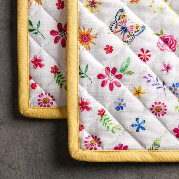 imageMaison d Hermine Hot Pads 100 Cotton Pot Holders Set of 2 with Hanging Loop Potholder Heat Resistant BBQ Baking Grilling ampamp Barbeque Birdies On Wire  SpringSummer 8quotx8quot41  Happy Florals  Sweety