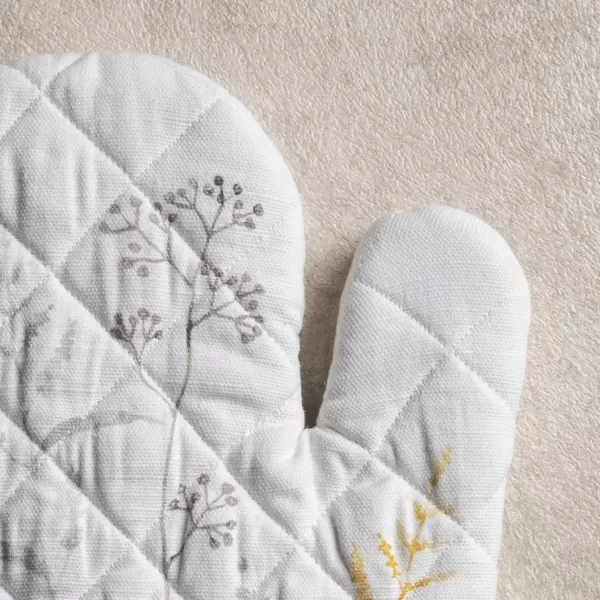 imageMaison d Hermine Oven Mitt  Pot Holder 100 Cotton Heat Resistant Kitchen Oven Gloves 75quotx13quot ampamp Hot Pads 8quotx8quot Chef Women ampamp Men Parties Birdies On Wire  SpringSummer35  Meadow Florals  Beige