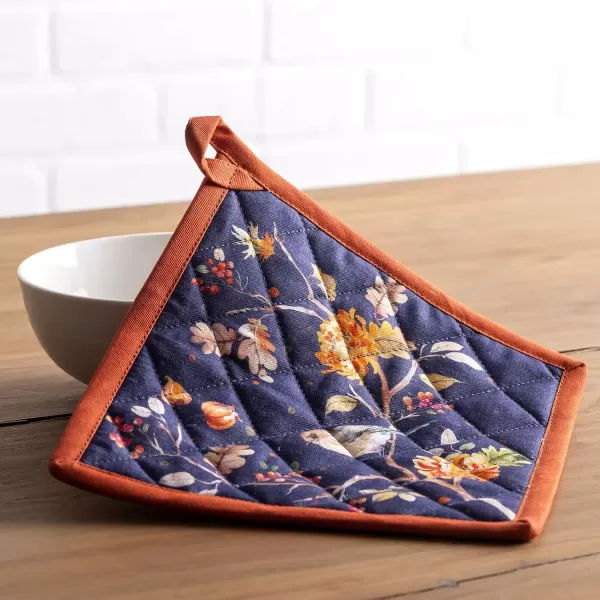 imageMaison d Hermine Pot Holder 100 Cotton Potholder Set of 2 Heat Resistant 8quotx8quot with Loop Hot Pads Kitchen Baking Barbeque ampamp Microwave Kalahari  ThanksgivingChristmas2  Kelim  Infinity