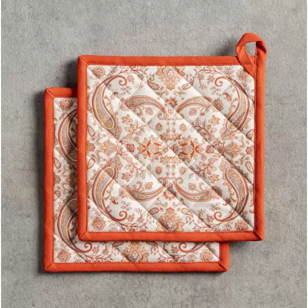 imageMaison d Hermine Pot Holder 100 Cotton Potholder Set of 2 Heat Resistant 8quotx8quot with Loop Hot Pads Kitchen Baking Barbeque ampamp Microwave Kalahari  ThanksgivingChristmas7  Cachemire