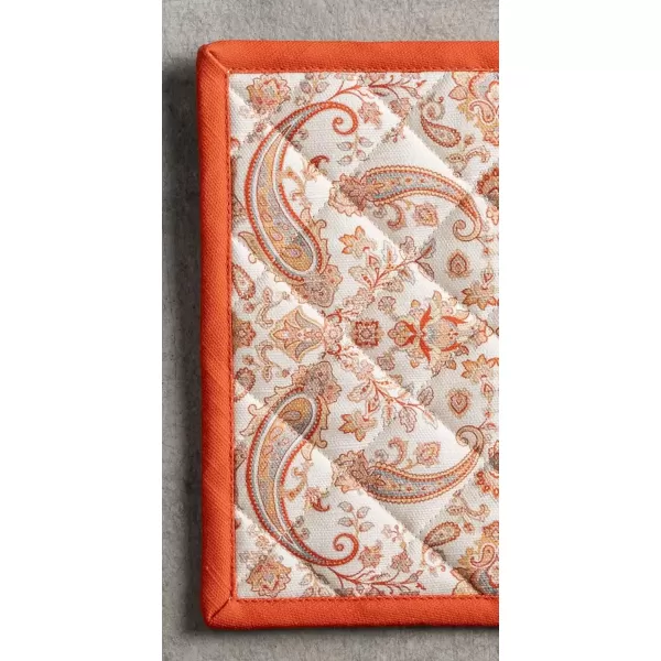 imageMaison d Hermine Pot Holder 100 Cotton Potholder Set of 2 Heat Resistant 8quotx8quot with Loop Hot Pads Kitchen Baking Barbeque ampamp Microwave Kalahari  ThanksgivingChristmas7  Cachemire