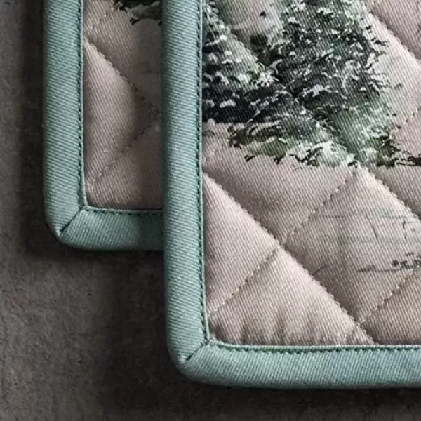 imageMaison d Hermine Pot Holder 100 Cotton Potholder Set of 2 Heat Resistant 8quotx8quot with Loop Hot Pads Kitchen Baking Barbeque ampamp Microwave Kalahari  ThanksgivingChristmas11  Deer in the Woods