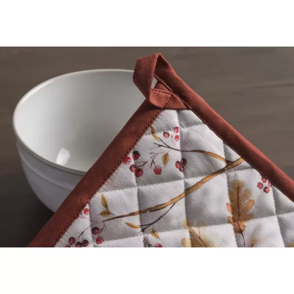 imageMaison d Hermine Pot Holder 100 Cotton Potholder Set of 2 Heat Resistant 8quotx8quot with Loop Hot Pads Kitchen Baking Barbeque ampamp Microwave Kalahari  ThanksgivingChristmas37  Oak Leaves