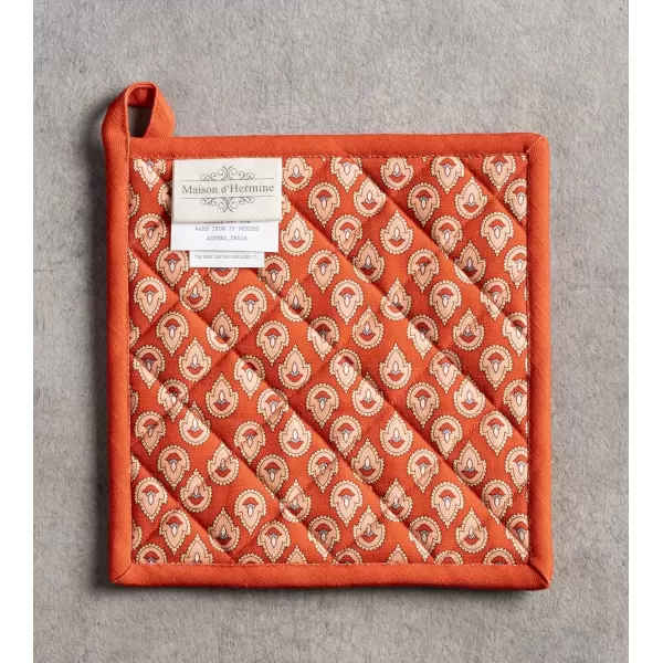 imageMaison d Hermine Pot Holder 100 Cotton Potholder Set of 2 Heat Resistant 8quotx8quot with Loop Hot Pads Kitchen Baking Barbeque ampamp Microwave Kalahari  ThanksgivingChristmas7  Cachemire