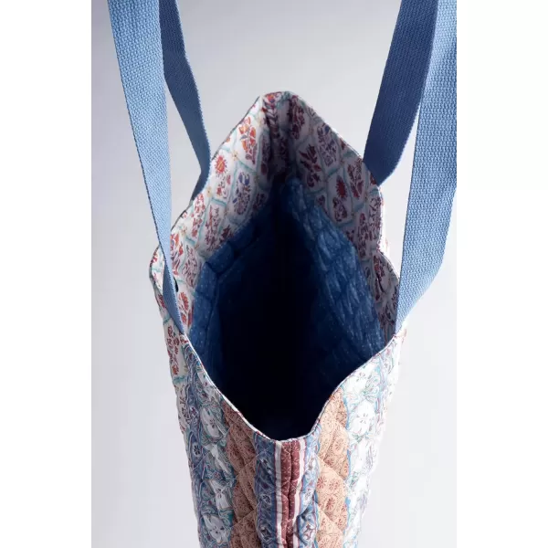 imageMaison d Hermine Shopping Bag Cotton Quilted Tote Bag with Zipper Pockets ampamp Small Pouch Grocery Bag for Work Travel Lunch20  Romane