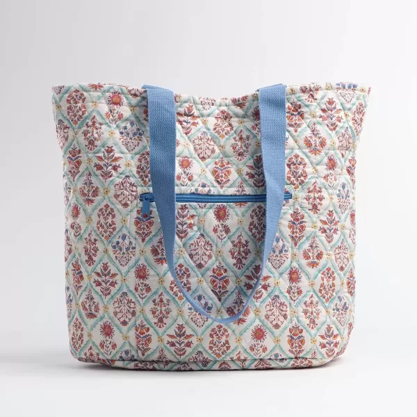 imageMaison d Hermine Shopping Bag Cotton Quilted Tote Bag with Zipper Pockets ampamp Small Pouch Grocery Bag for Work Travel Lunch47  Albane