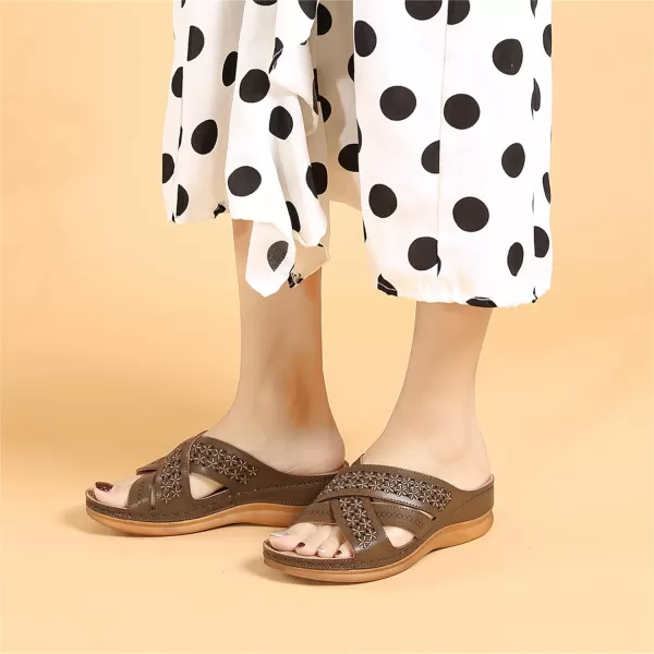 Lazzy Womens Slide Sandals Wedge Platform Summer Beach Sandals Crisscross Casual Wedge Shoes for WomenBrown