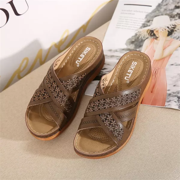 Lazzy Womens Slide Sandals Wedge Platform Summer Beach Sandals Crisscross Casual Wedge Shoes for WomenBrown