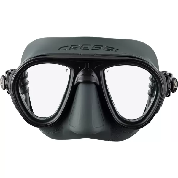 Cressi Mask And Snorkel designed from Freediving and Scuba Diving - Anti-Fog System, Low Volume Mask - Flexible, Foldable Snorkel - Calibro And Corsica: made in Italy