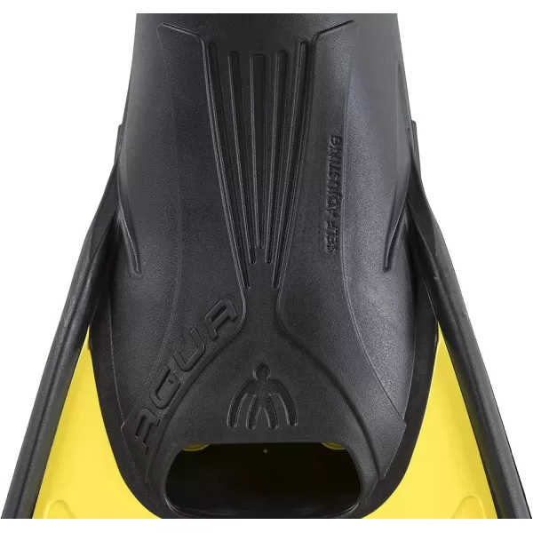 Cressi Adult Short Light Swim Fins with Self-Adjustable Comfortable Full Foot Pocket - Perfect for Traveling - Agua Short: Made in Italy