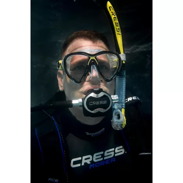 Cressi Premium Quality Snorkeling Adult Set - Big Eyes Evolution &amp; Alpha Ultra Dry: made in Italy