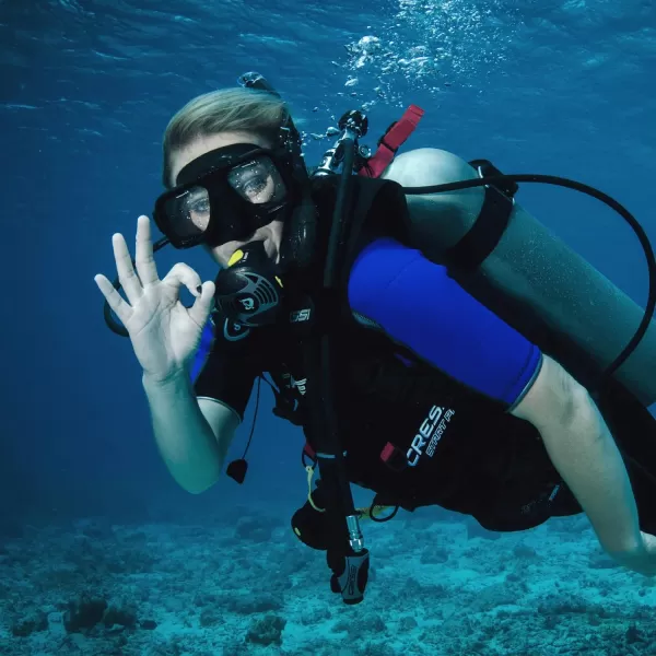 Cressi Ideal Scuba Diving Regulator for Beginners and Rental- Simple, Strong, and Easy to Use - Conical Filter and Downstream Regulation System - AC2/XS2: Made in Italy