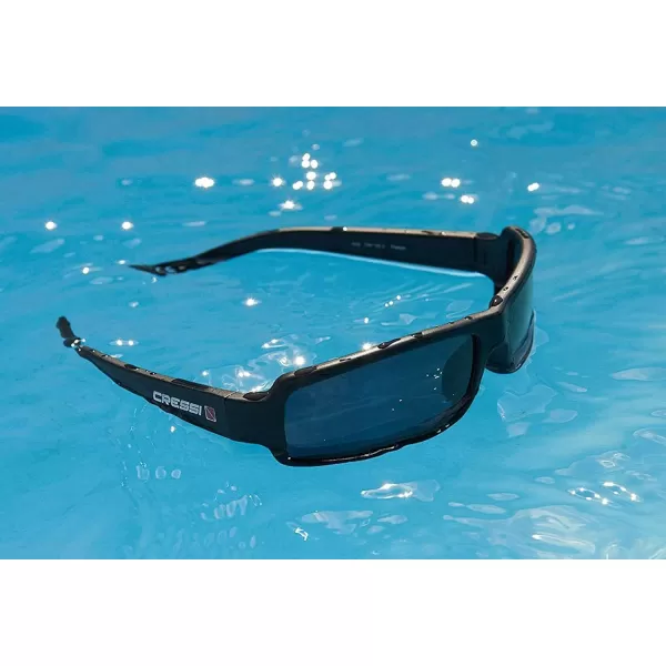 Cressi Bahia Adult Sport Sunglasses, Polarized Lenses, Protective Case - Best for Boating, Sailing, Fishing, and Running