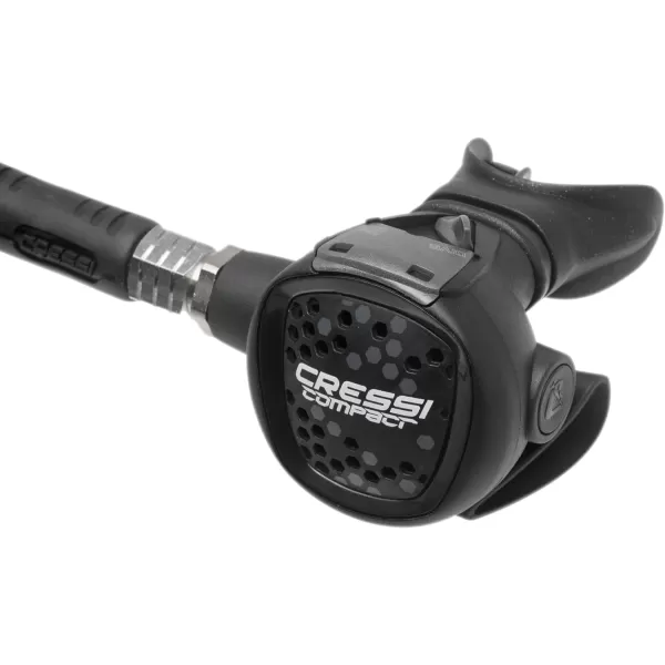 Cressi Ideal Scuba Diving Regulator for Beginners and Travelers - Hyperbalanced Diaphram 1st Stage, Compact 2nd Stage - MC9/Compact: Made in Italy