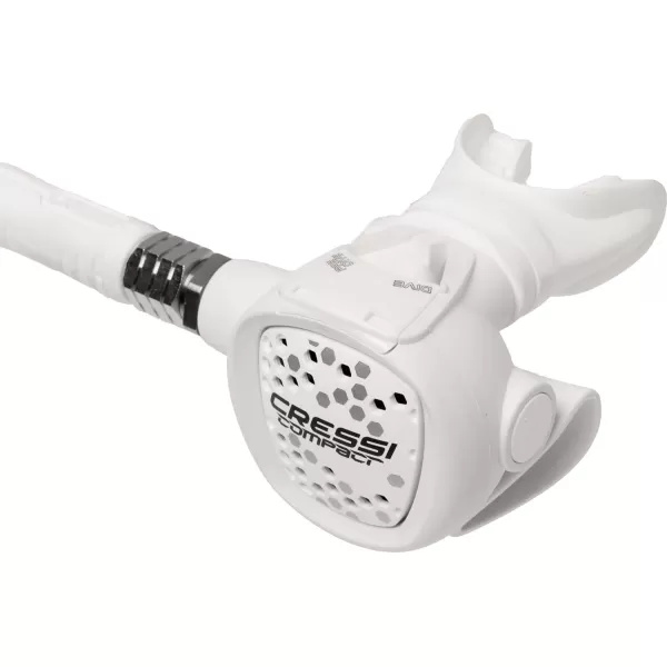 Cressi Ideal Scuba Diving Regulator for Beginners and Travelers - Hyperbalanced Diaphram 1st Stage, Compact 2nd Stage - MC9/Compact: Made in Italy