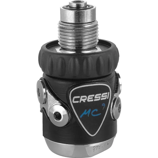 Cressi Ideal Scuba Diving Regulator for Beginners and Travelers - Hyperbalanced Diaphram 1st Stage, Compact 2nd Stage - MC9/Compact: Made in Italy
