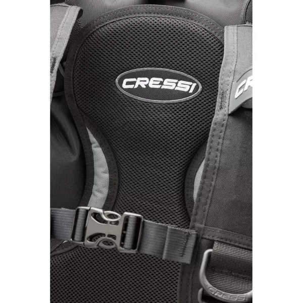 Cressi Travel-Friendly Light Back Inflation BCD for Scuba Diving | Patrol: Designed in Italy