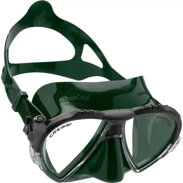 Cressi Matrix Adult Scuba Diving, Snorkeling, and Freediving Masks- Matrix: Made in Italy